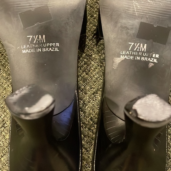 Two Lips black heeled slides (sz 7 1/2) - Picture 10 of 10